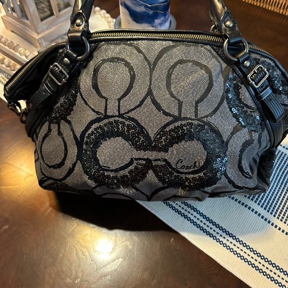 Coach October 2010 Madison Sequin Op Art Sophia Satchel - Picture 2 of 9